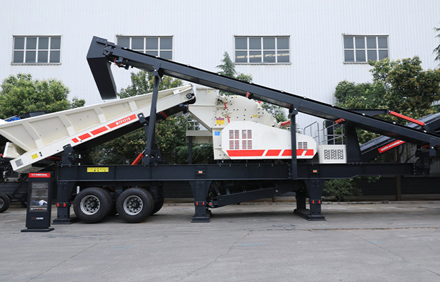 轮胎式移动破碎站